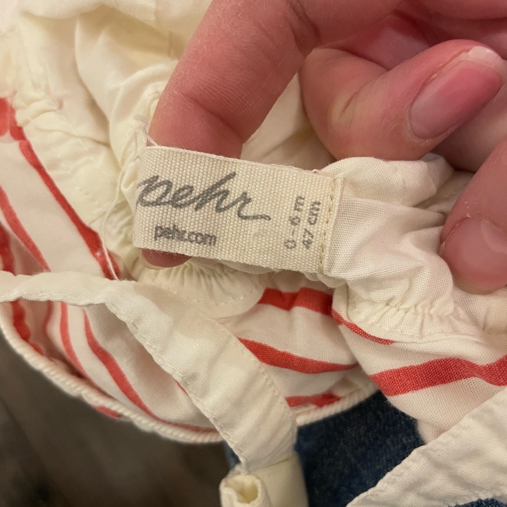 Pehr Rash Guard and hat - Picture 5 of 6